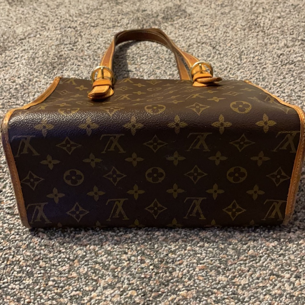Louis Vuitton Popincourt Haut - Picture 17 of 17
